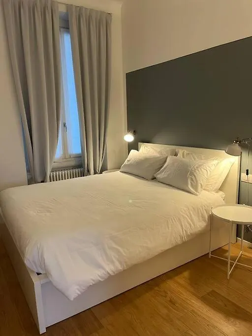 Bilocale Di Charme Apartment Milan